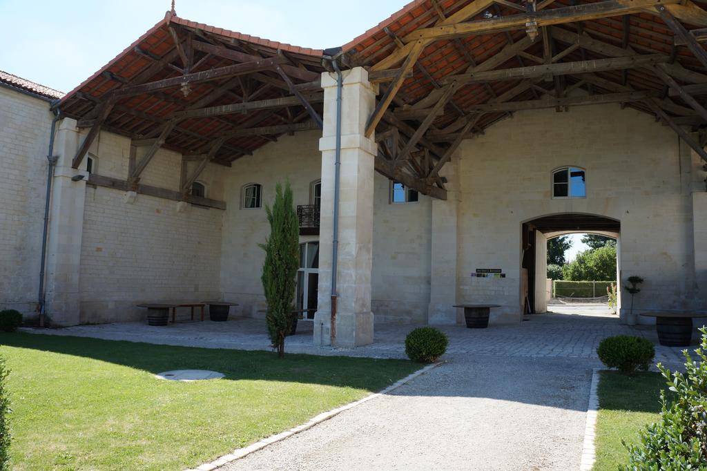 Domaine Des Chais Thénac Kültér fotó